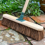 Burgon & Ball RHS-endorsed 18-inch bassine garden brush