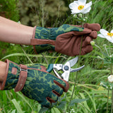 'Love The Glove' Oak Leaf ladies' gardening glove in Moss, size Medium-Large, by Burgon & Ball