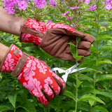 'Love The Glove' Oak Leaf ladies' gardening glove in Poppy, size Small/Medium, by Burgon & Ball