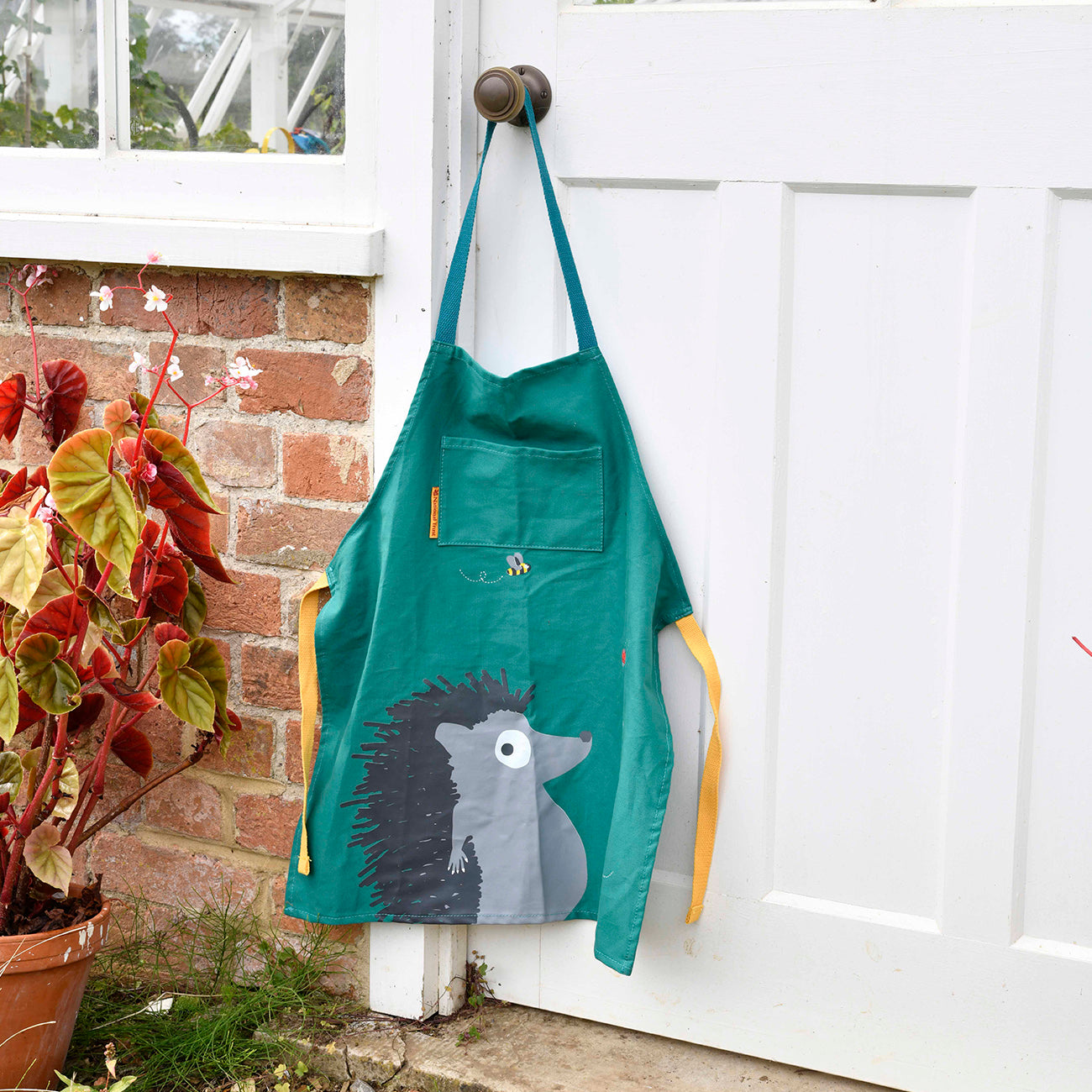 Children's Gardening Apron National Trust Burgon & Ball Burgon and Ball